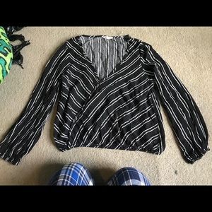 Medium black and white dress shirt